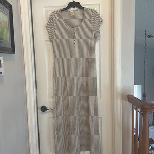 Faded Glory size XL. Cotton long dress.